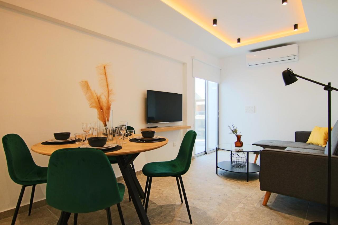 Phaedrus Living: Seaside Luxury Flat Lighthouse 69 Apartment Paphos Exterior photo